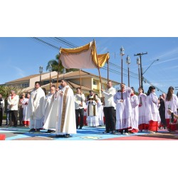 Corpus Christi em Campo Largo foi marcado por fé, arte e tradição